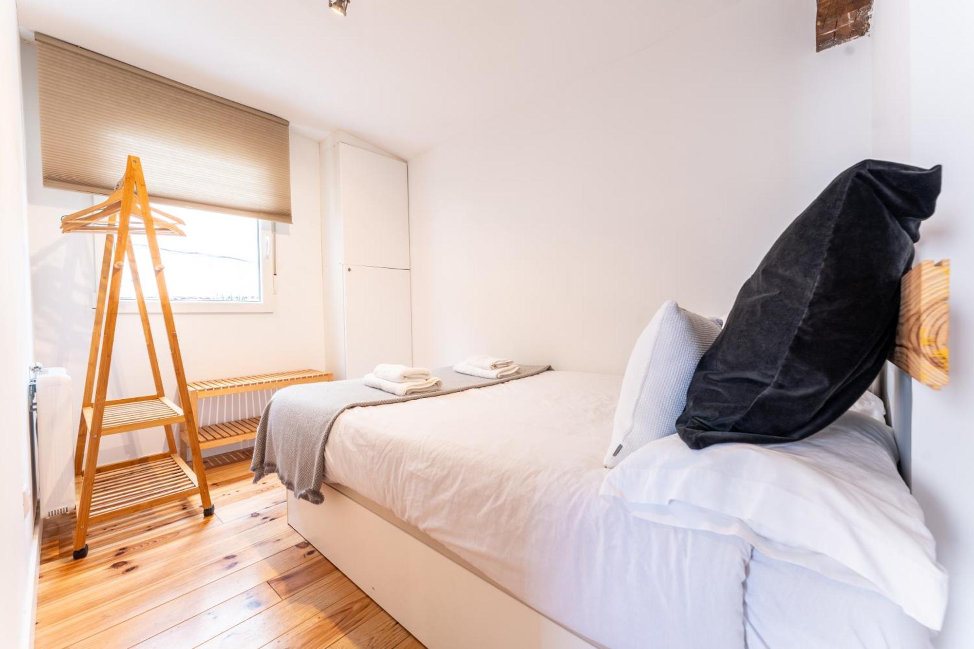 Warm And Inviting, Central Location By Urbanhosting 桑坦德 外观 照片