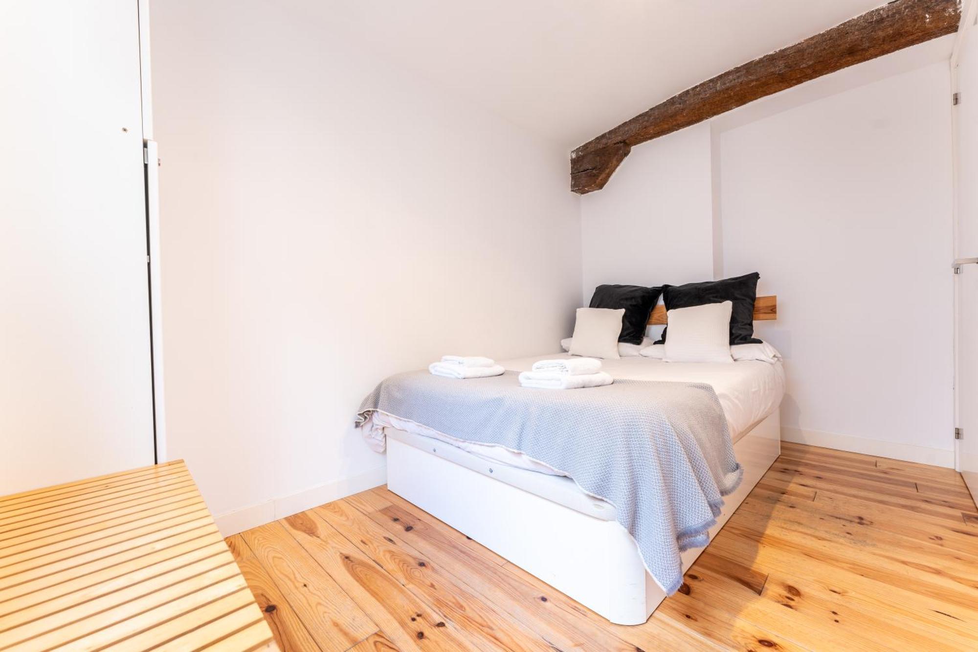 Warm And Inviting, Central Location By Urbanhosting 桑坦德 外观 照片
